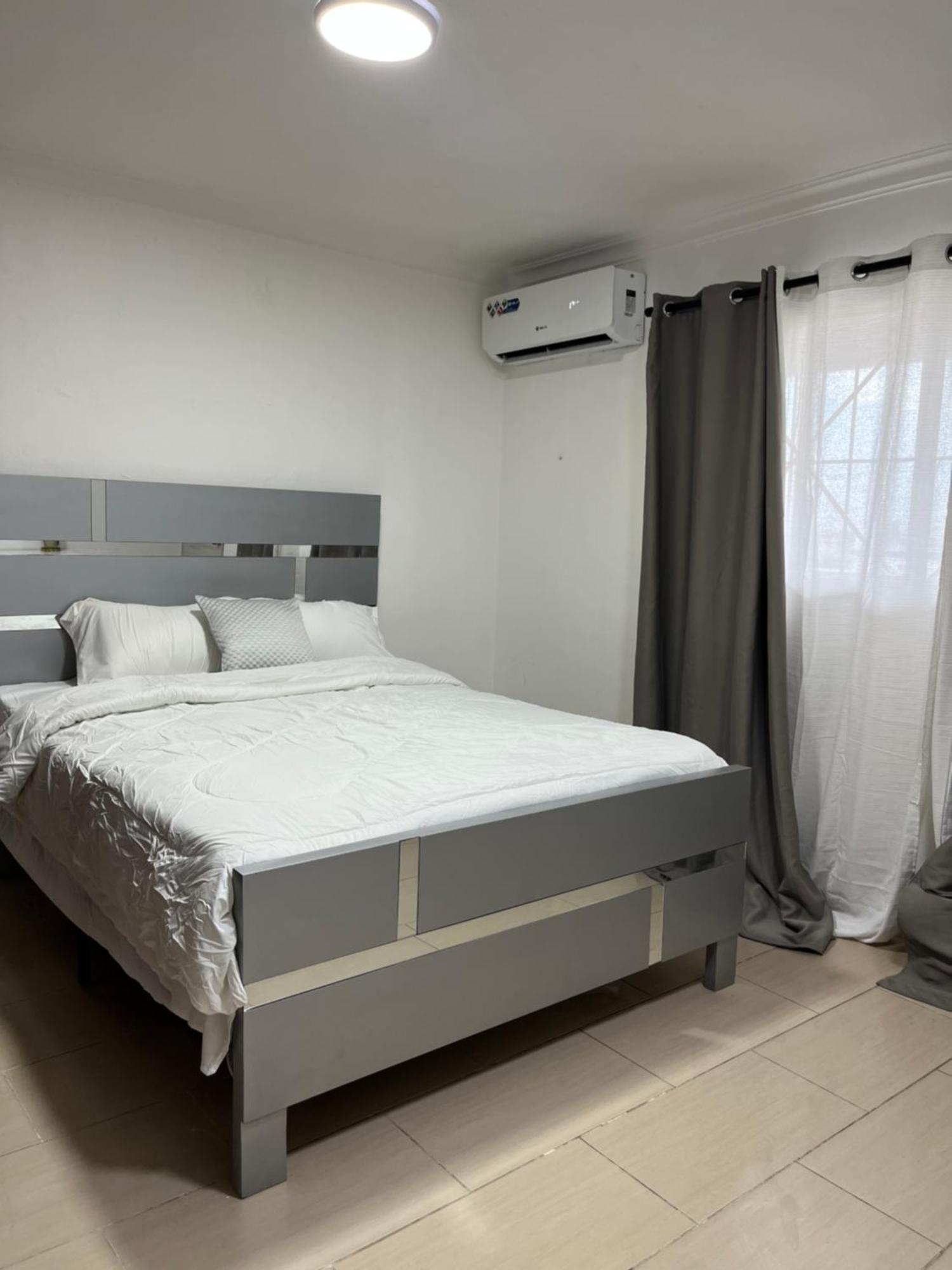 Residencial Ana Maria Hotel Santo Domingo Buitenkant foto
