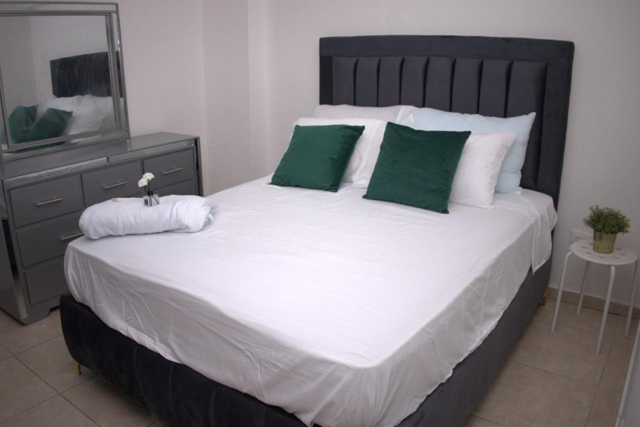Residencial Ana Maria Hotel Santo Domingo Buitenkant foto